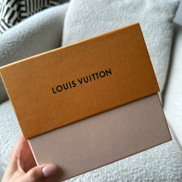 Louis Vuitton glasses box case - Picture 5 of 11